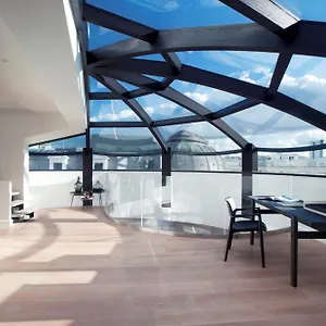triplex-penthouse-in-the-city-center.brusselshotelsbook.com/