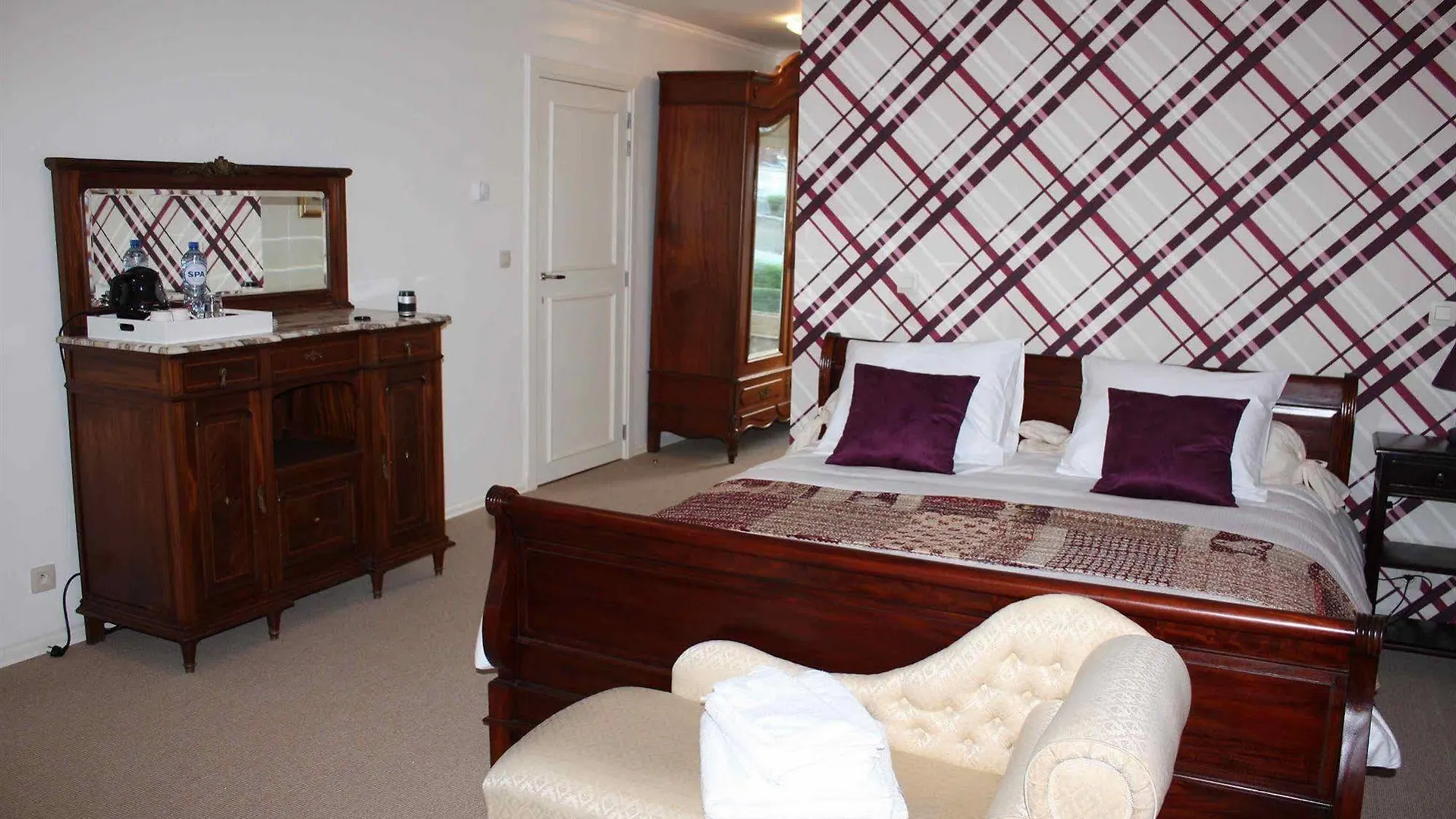 Boutique B&B The Townhouse 4*, Bruges Belgium